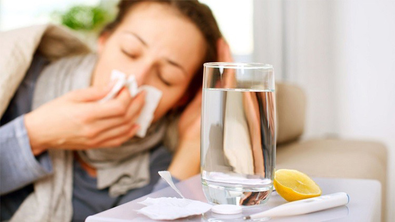 Bị cảm nên uống nhiều nước để nhanh khỏe
