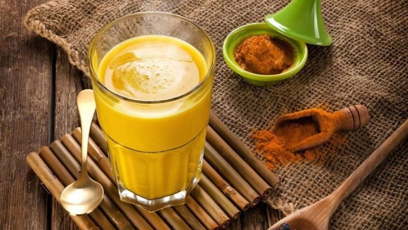 Trà sữa nghệ vàng và đồ uống giúp tỉnh táo tinh thần
